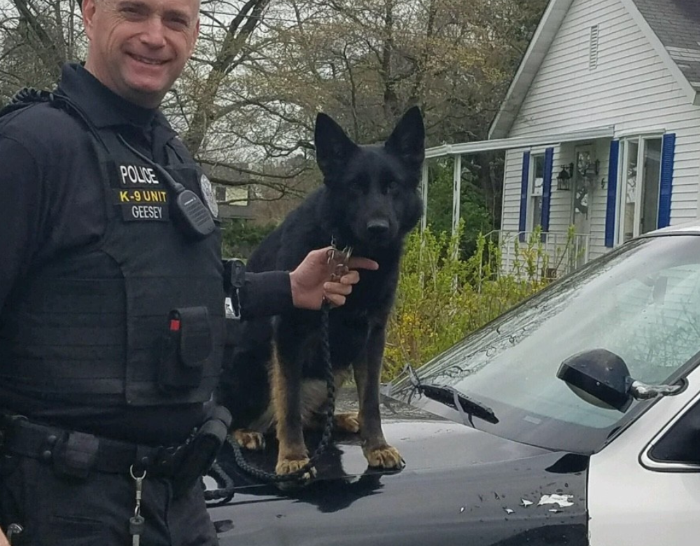 K9 Keita atop Town of Ridgely police car